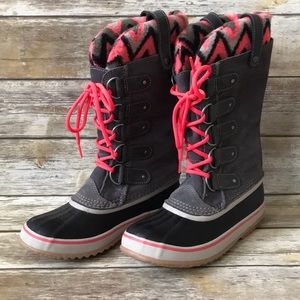 SOREL • JOAN OF ARCTIC BOOT